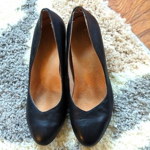 VIONIC Antonia Leather wedge shoes